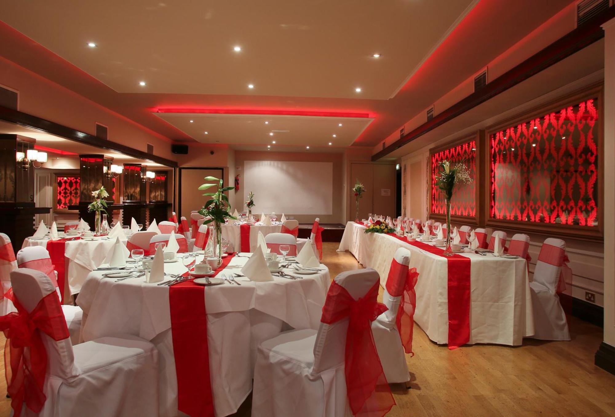 The Carraig Hotel كاريك-أون-سوير المظهر الخارجي الصورة