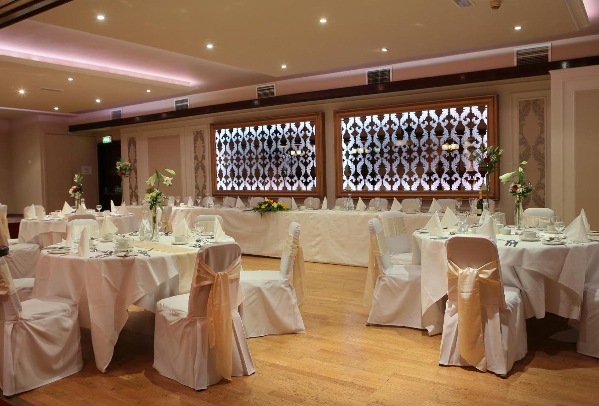The Carraig Hotel كاريك-أون-سوير المظهر الخارجي الصورة